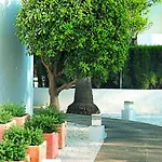 Cabot Sivella Apartamento